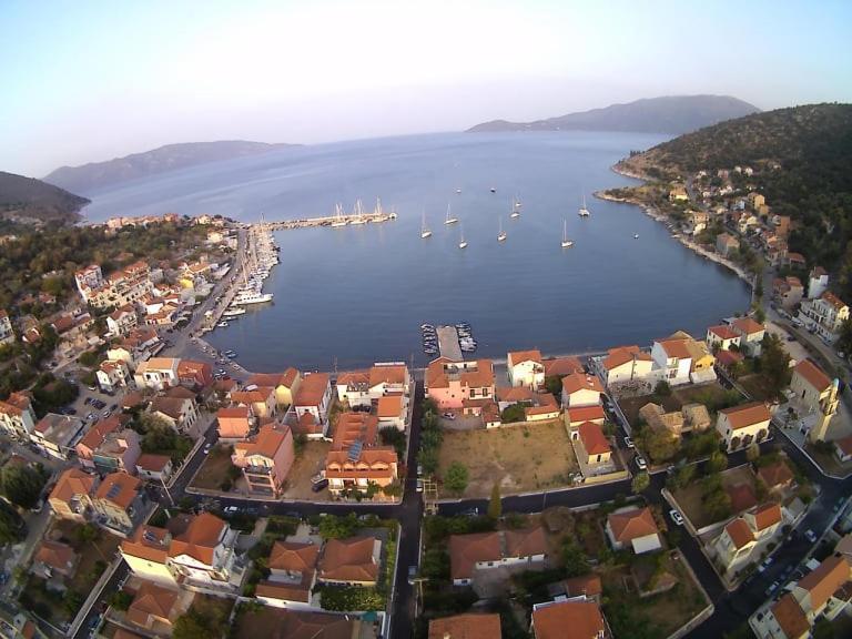 Dionisis Apartments Agia Efimia 외부 사진