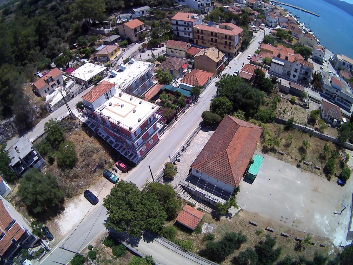 Dionisis Apartments Agia Efimia 외부 사진
