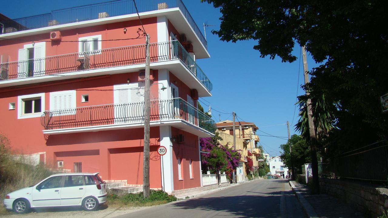 Dionisis Apartments Agia Efimia 외부 사진